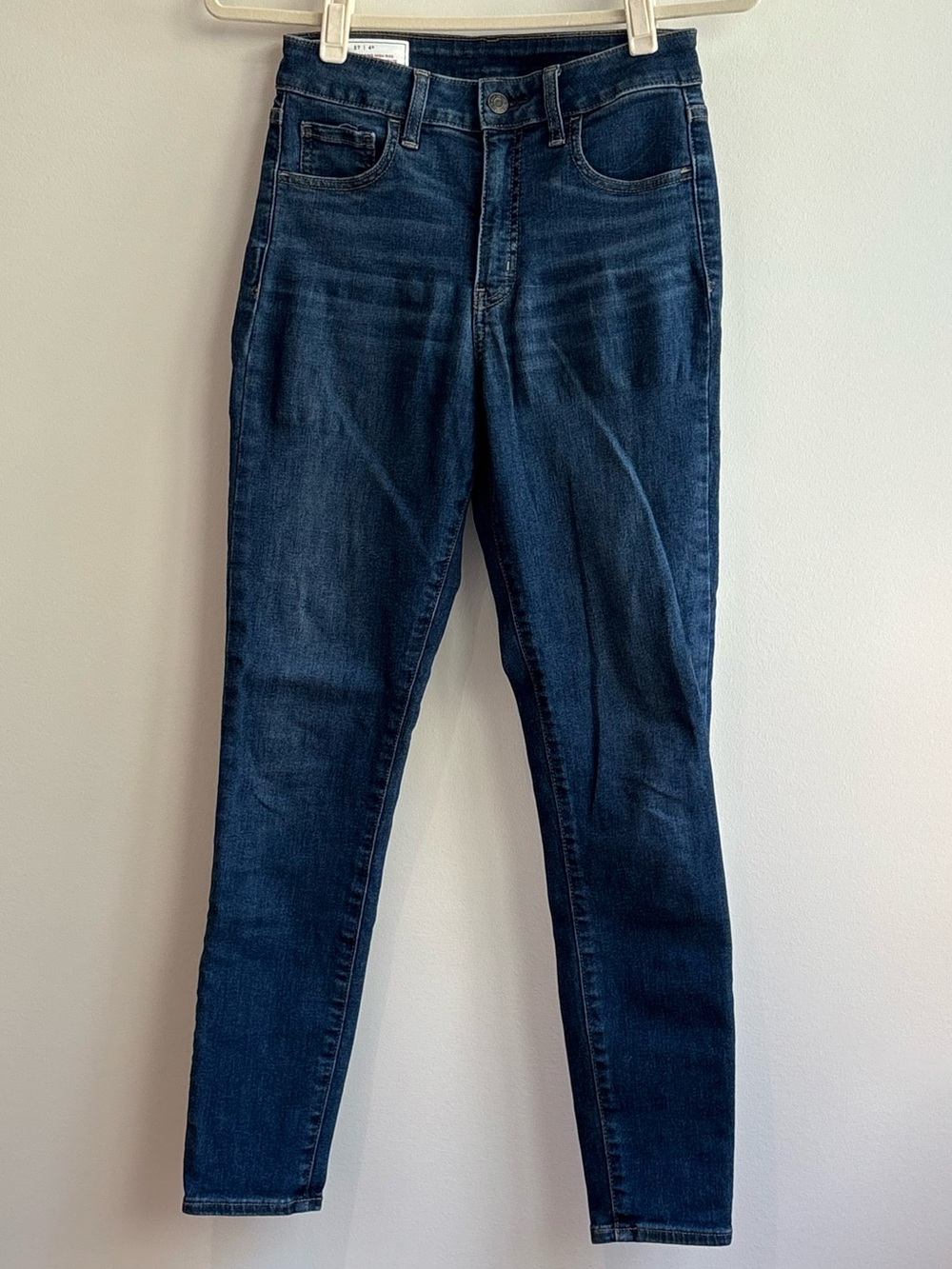 GAP High Rise Dark Wash Skinny Mom Jeans “Universal Jegging” Size 27/4 R